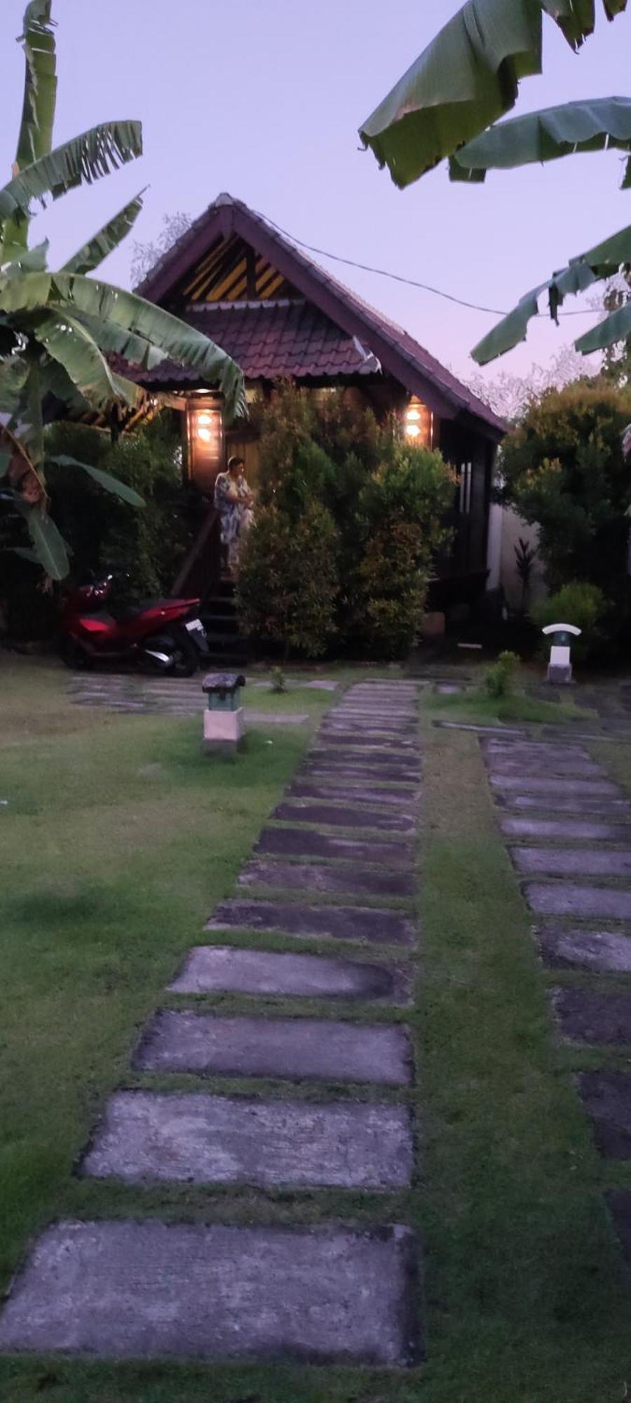 Mulia Home Stay นูซาดูอา ภายนอก รูปภาพ